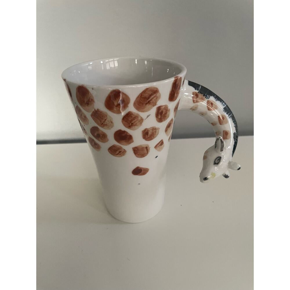 Hand Painted Giraffe 3D Handle Coffee Mug